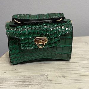 Mini Purse Green NWOT